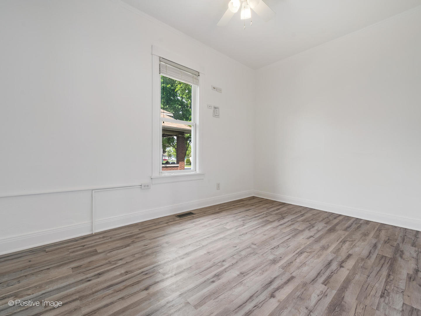 827 Thomas Avenue Forest Park, IL 60130 - Photo 14 of 38