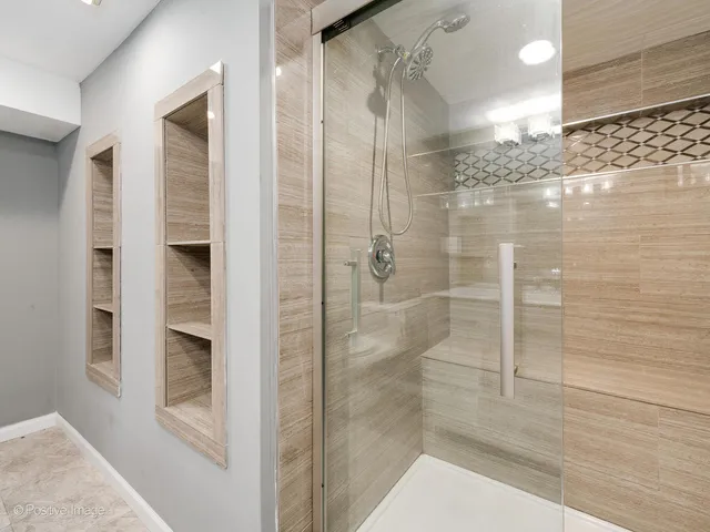 $539,000 | 827 Thomas Avenue, Forest Park, IL 60130