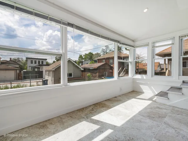 $539,000 | 827 Thomas Avenue, Forest Park, IL 60130