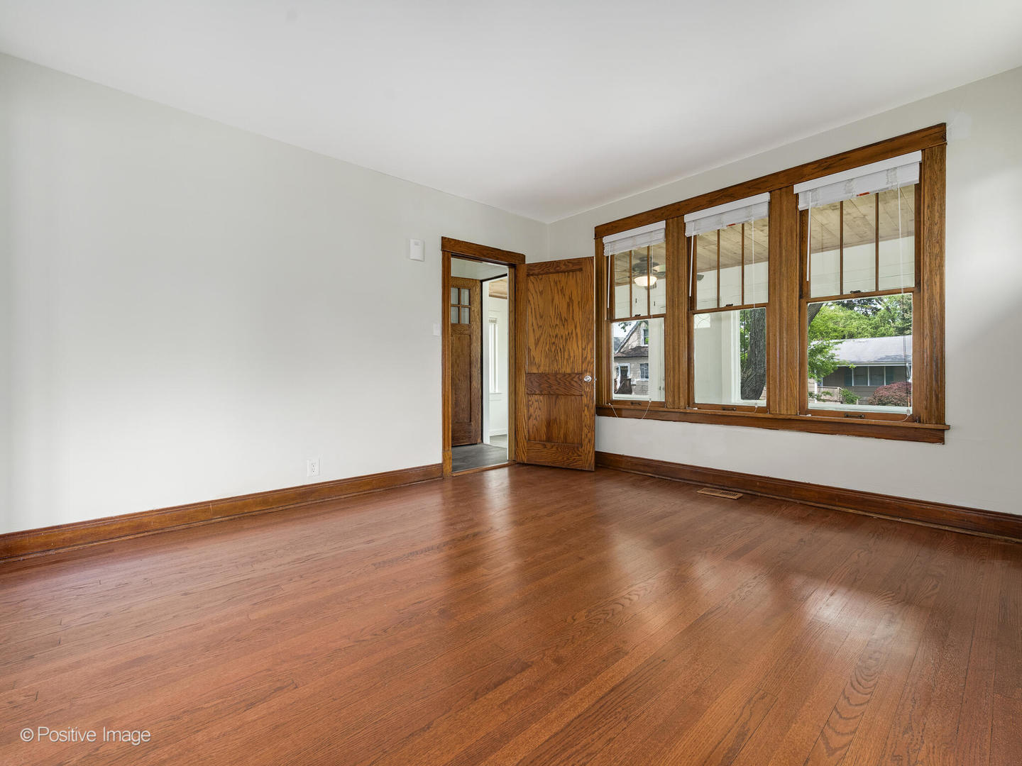 827 Thomas Avenue Forest Park, IL 60130 - Photo 6 of 38