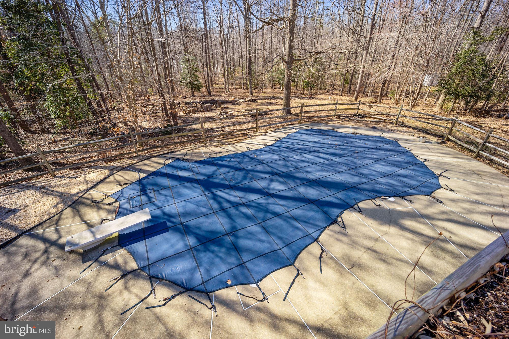 4845 Young Road Waldorf, MD 20601 - Photo 46 of 55 Pool - (Enclosed from Open Yard)