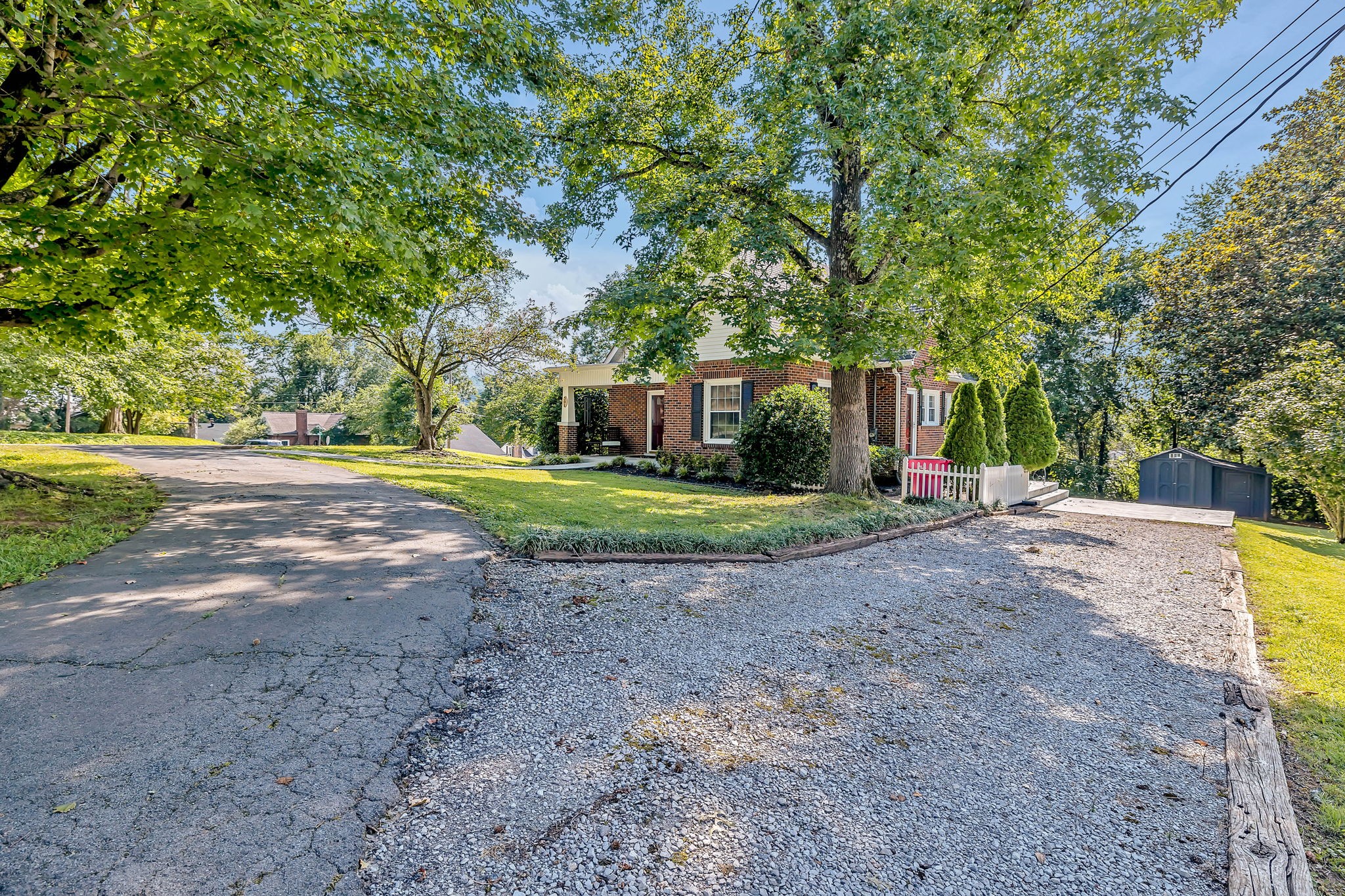 301 Cullum Street Carthage, TN 37030 - Photo 41 of 42 a view of a basketball court