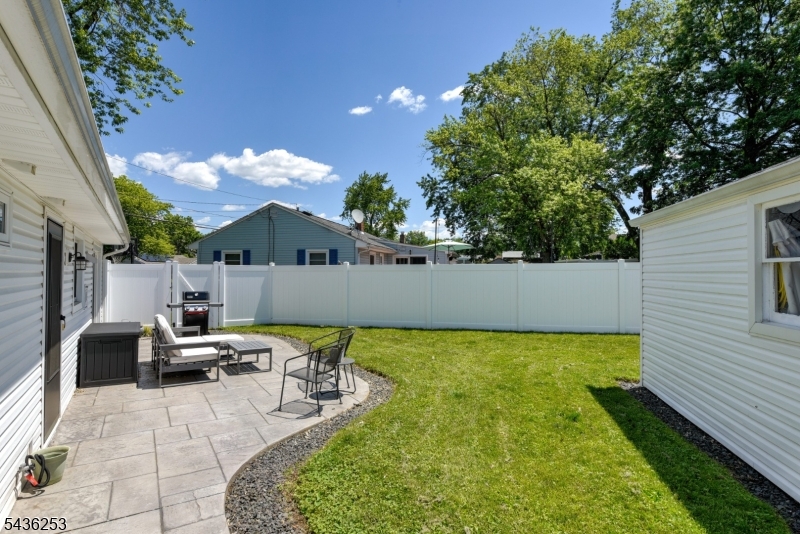 14 Adamsville Road North Bridgewater, NJ 08807 - Photo 32 of 38