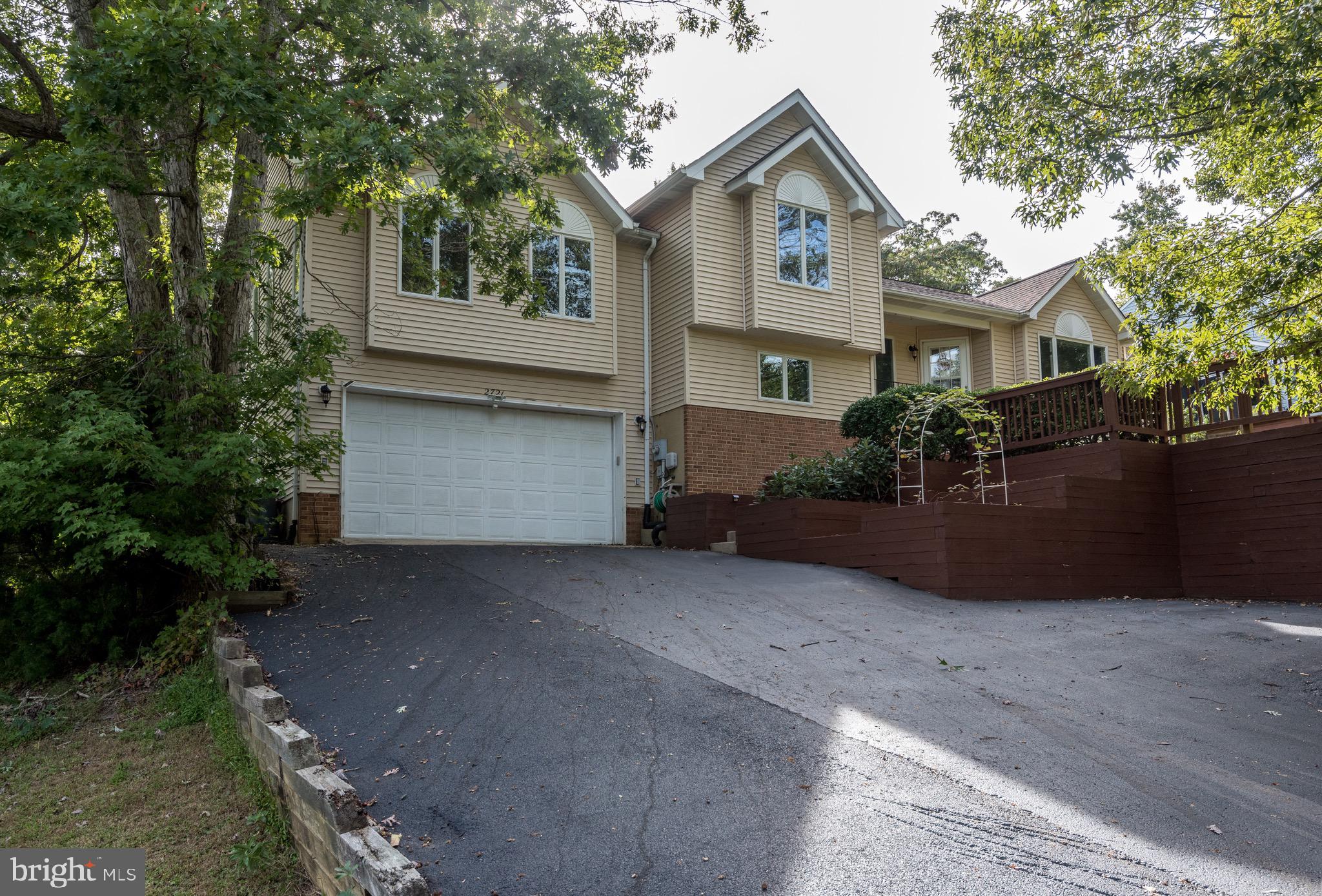2721 Cove Point Road Lusby, MD 20657 - Photo 4 of 53 Gallery Image 4