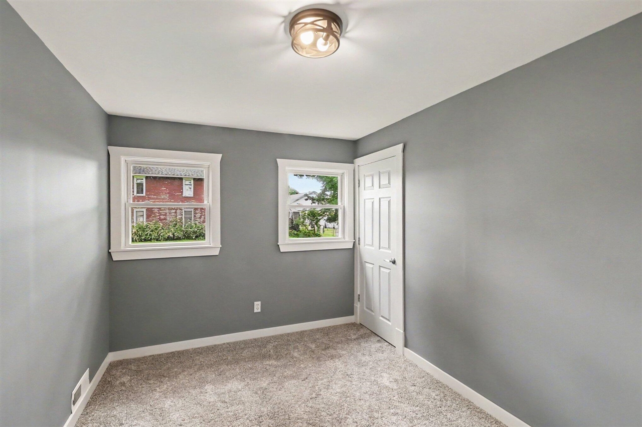 307 Mechanic Street Stockbridge, MI 49285 - Photo 11 of 15