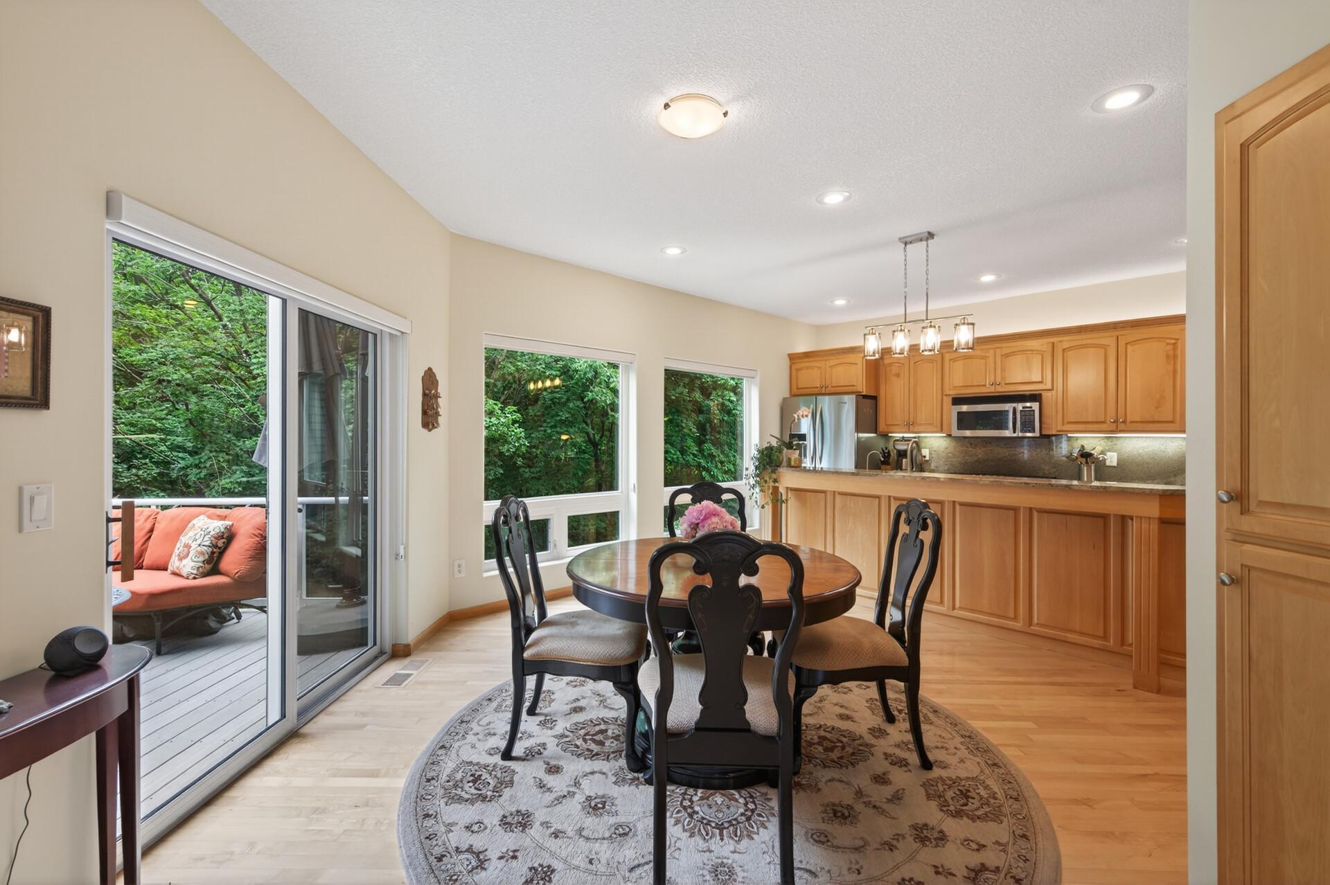 381 Del Rio Drive Chanhassen, MN 55317 - Photo 23 of 97