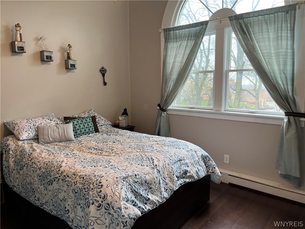 970 Escarpment Drive Lewiston, NY 14092 - Photo 19 of 33 Primary bedroom