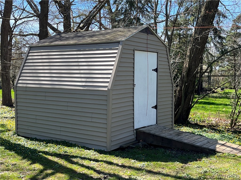 970 Escarpment Drive Lewiston, NY 14092 - Photo 33 of 33 Shed