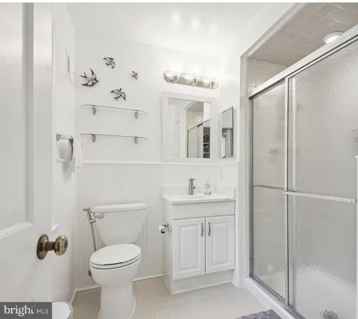 $5,600 | 5105 Westbard Avenue, Unit 6, Bethesda, MD 20816