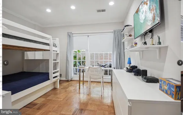 $5,600 | 5105 Westbard Avenue, Unit 6, Bethesda, MD 20816