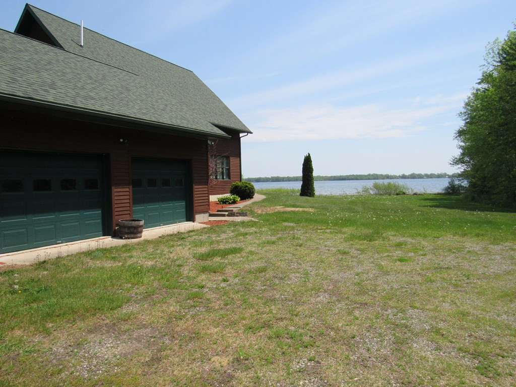 87 Dumont Road Champlain, NY 12919 - Photo 6 of 57 Gallery Image 6