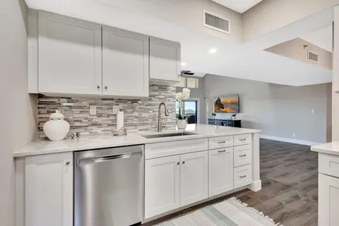 $850,000 | 16940 Bay Street, Unit N505, Jupiter, FL 33477