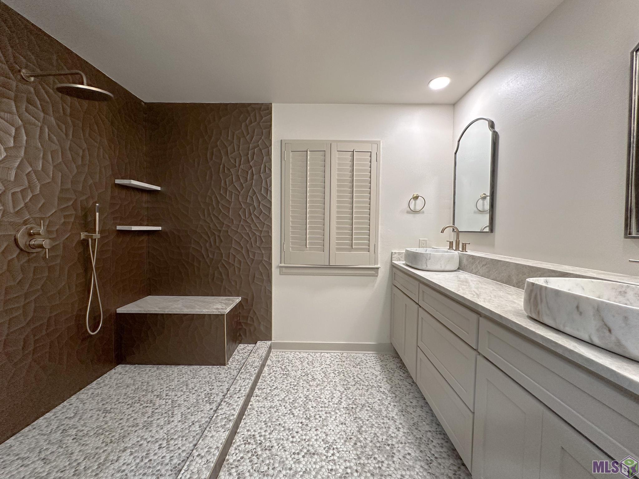 1635 Applewood Road Baton Rouge, LA 70808 - Photo 31 of 41 Primary Bathroom
