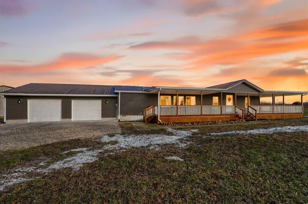$422,000 | 10614 Hayesville Road, Kingston, OH 45644