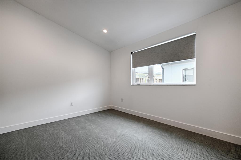 236 Melba Street, Unit 101 Dallas, TX 75208 - Photo 15 of 25 2nd bedroom