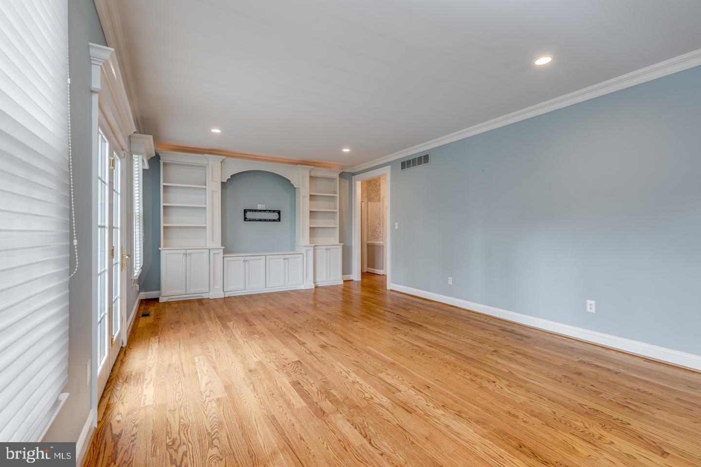 642 New Albany Road Moorestown, NJ 08057 - Photo 18 of 73