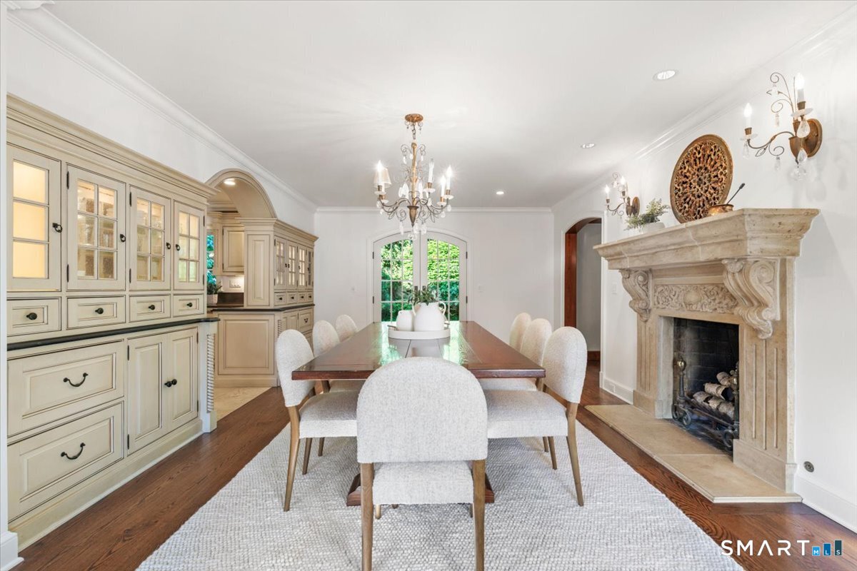 83 Long Lots Road New Canaan, CT 06840 - Photo 17 of 38