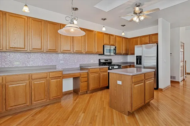 $399,900 | 1481 Grand Haven Road, Romeoville, IL 60446