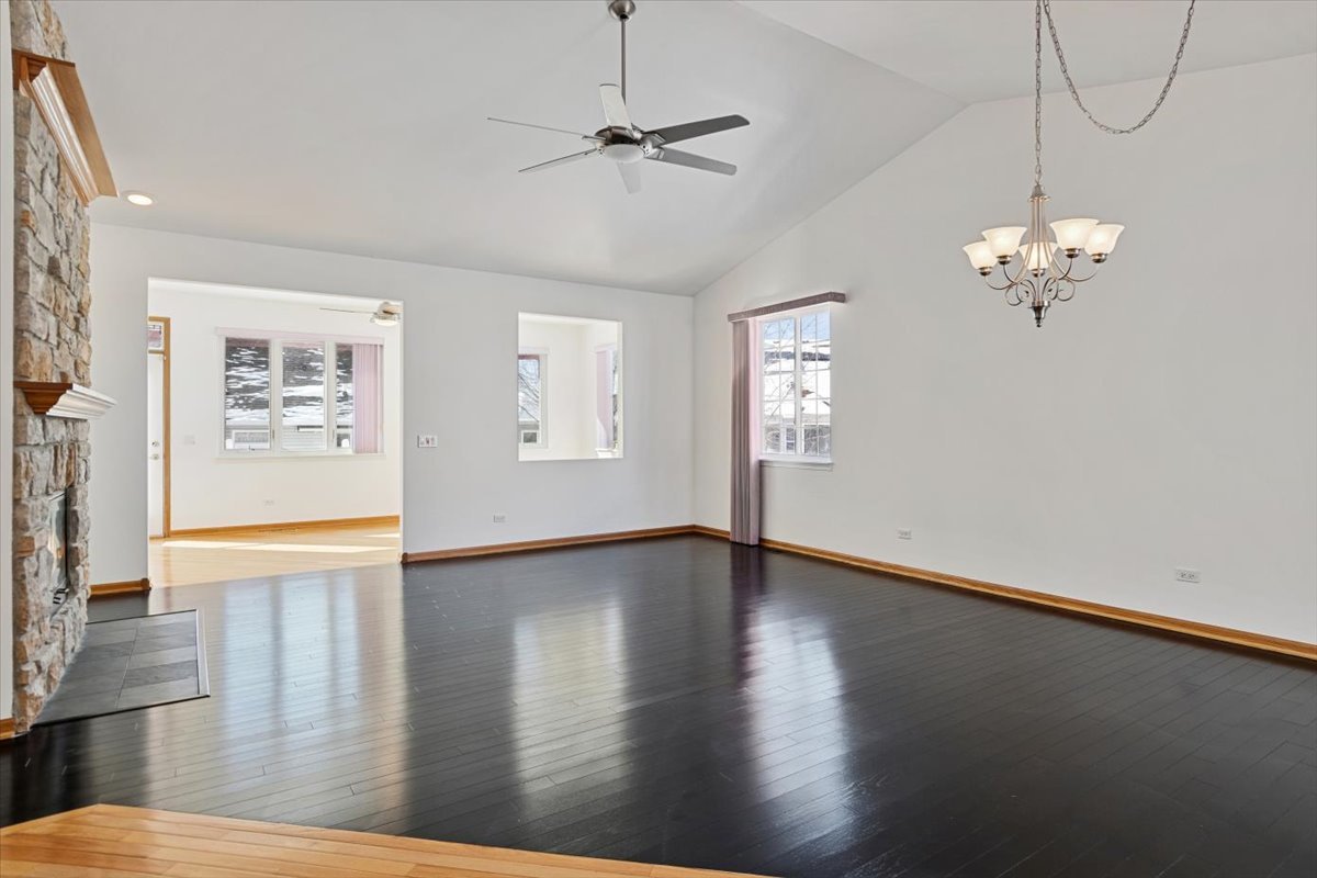 1481 Grand Haven Road Romeoville, IL 60446 - Photo 2 of 41