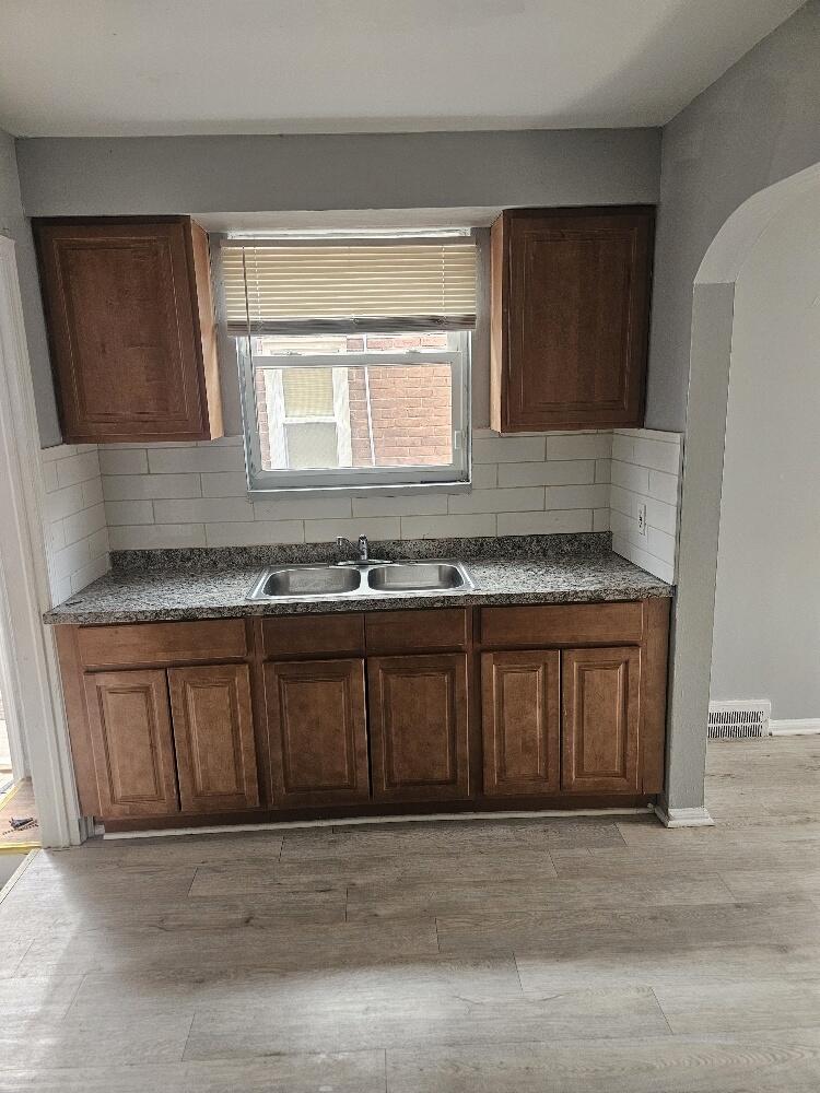 10440 Nottingham Road Detroit, MI 48224 - Photo 4 of 8 20260314_145220_resized