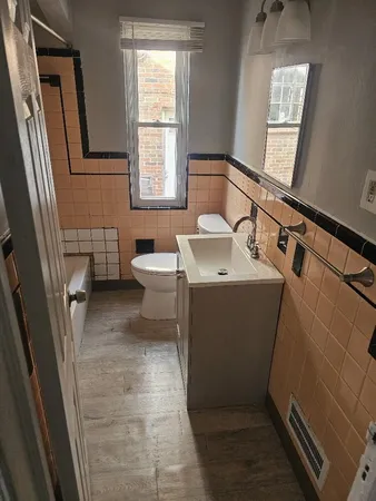 $1,295 | 10440 Nottingham Road, Detroit, MI 48224