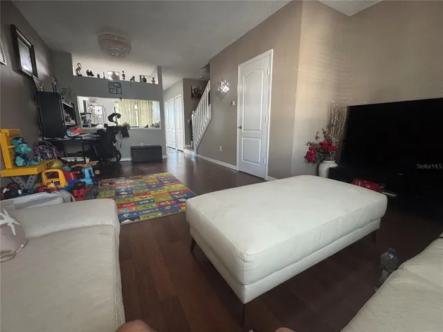 $2,000 | 2454 Lake Woodberry Circle, Brandon, FL 33510