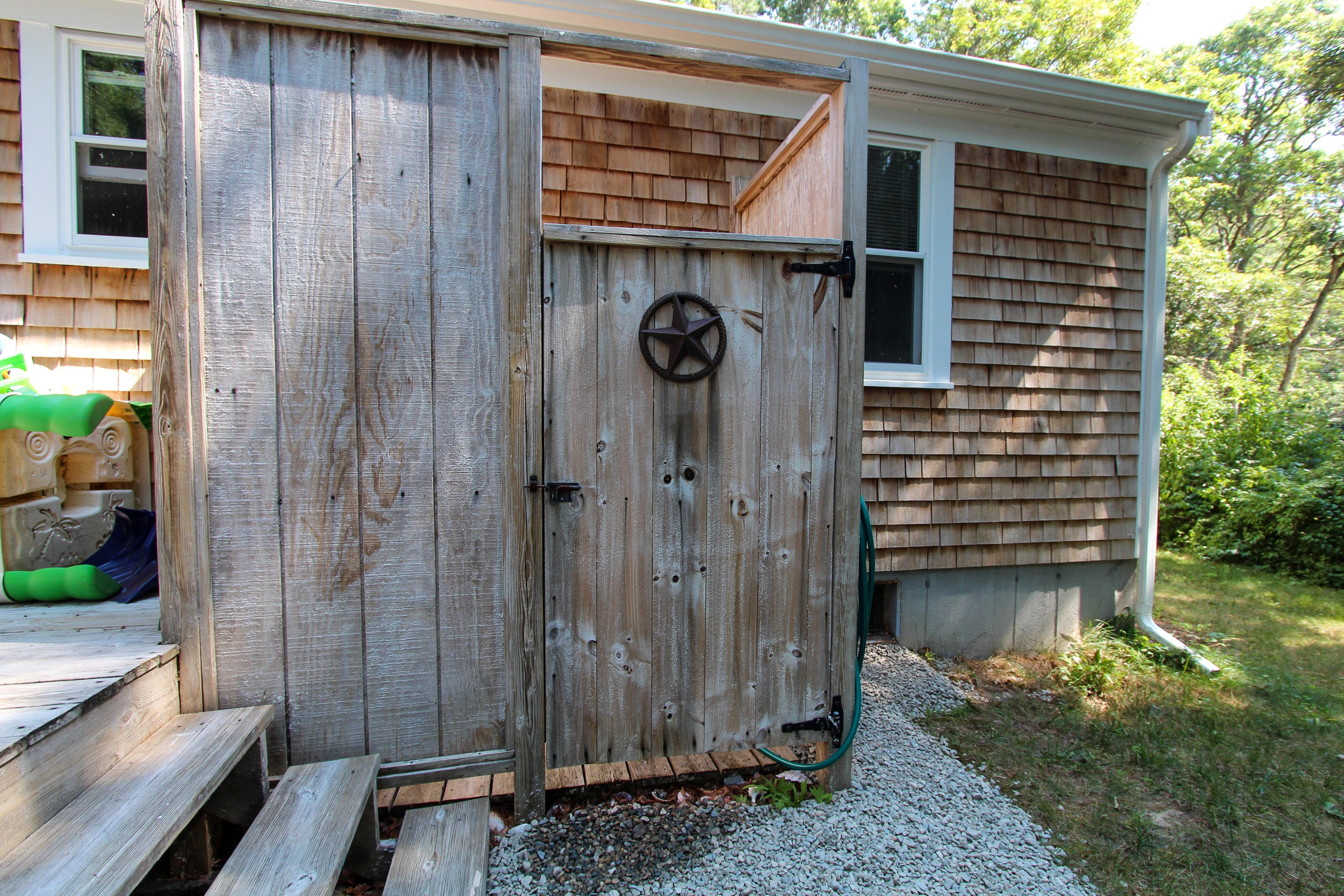 25 Bridgets Path Centerville, MA 02632 - Photo 11 of 23 a view of a pathway of a house