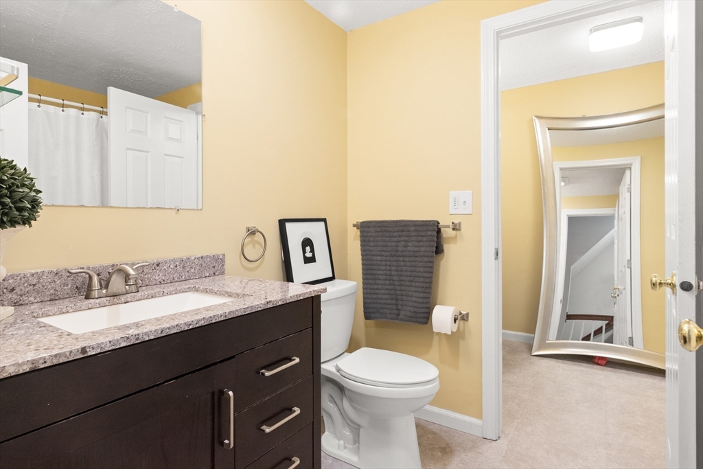 4203 Woodbridge Road, Unit 4203 Peabody, MA 01960 - Photo 17 of 31 Gallery Image 17