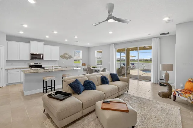 $3,200 | 5657 Hawks Cay Street, Apollo Beach, FL 33572