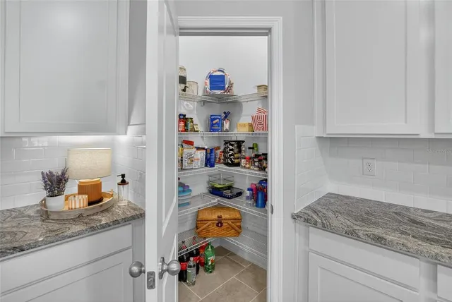 $3,200 | 5657 Hawks Cay Street, Apollo Beach, FL 33572