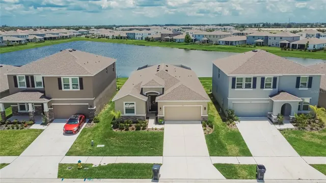 $3,200 | 5657 Hawks Cay Street, Apollo Beach, FL 33572