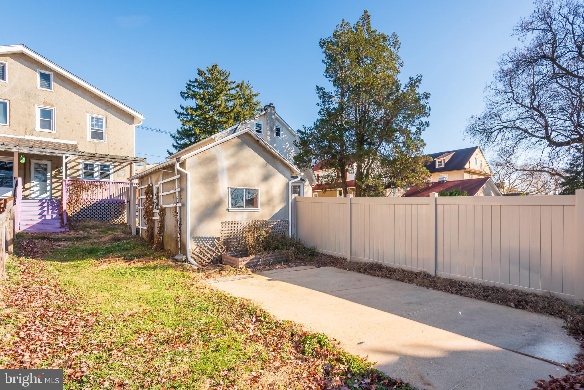 112 Conestoga Road Wayne, PA 19087 - Photo 31 of 32 a view of a backyard of the house