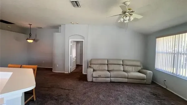 $337,900 | 418 Henderson Avenue, Seffner, FL 33584