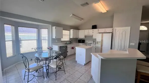 $337,900 | 418 Henderson Avenue, Seffner, FL 33584