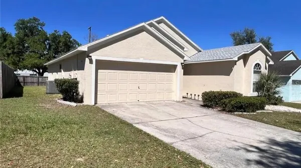 $337,900 | 418 Henderson Avenue, Seffner, FL 33584