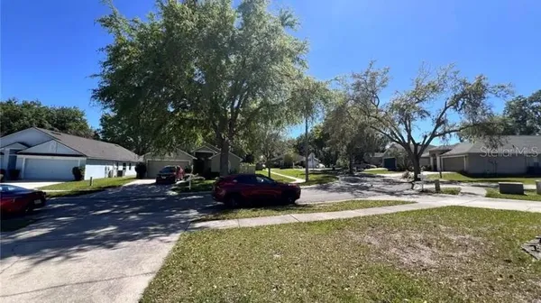 $337,900 | 418 Henderson Avenue, Seffner, FL 33584