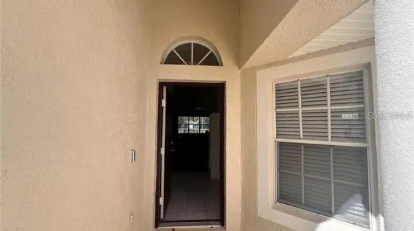 $337,900 | 418 Henderson Avenue, Seffner, FL 33584