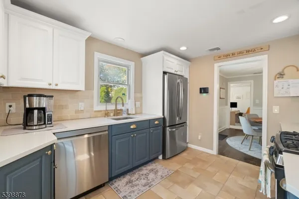 $4,000 | 24 East Harrison Place, Livingston, NJ 07039