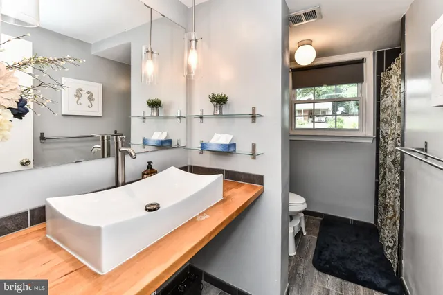 a room with a bed and a table