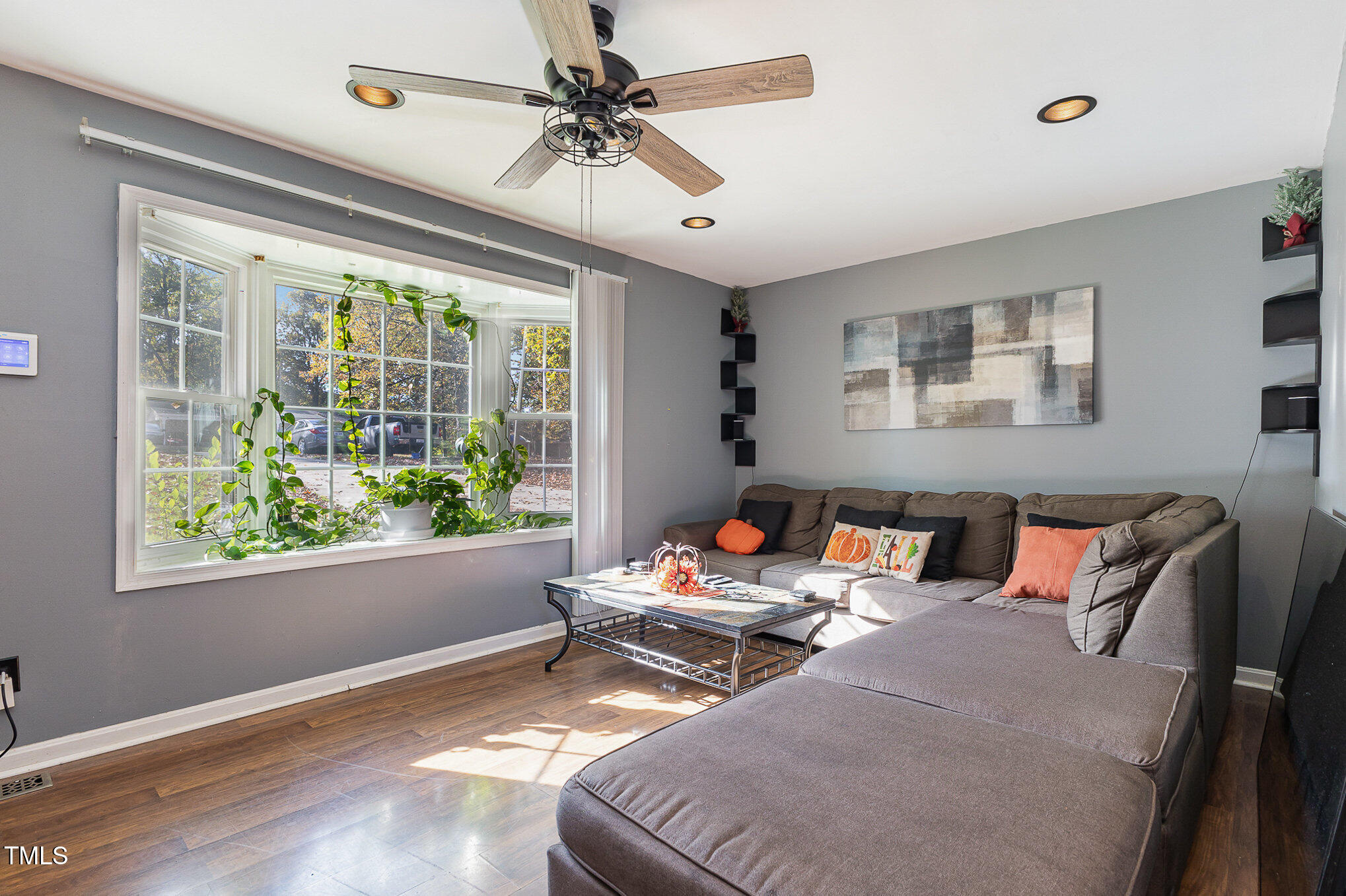 4117 Live Oak Road Raleigh, NC 27604 - Photo 7 of 16 009_file_887