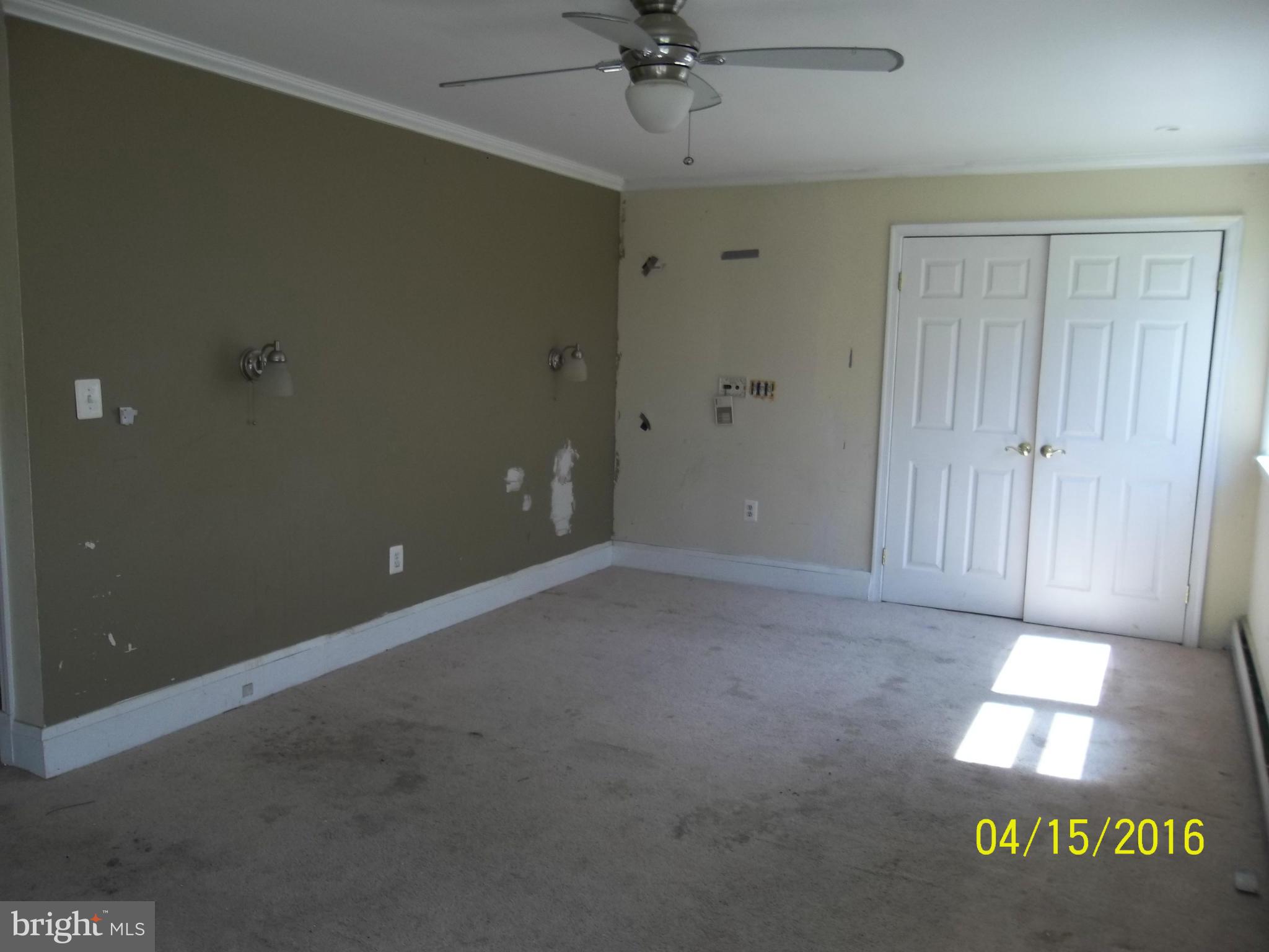 4507 Robosson Road Randallstown, MD 21133 - Photo 11 of 22 Bedroom (Master)