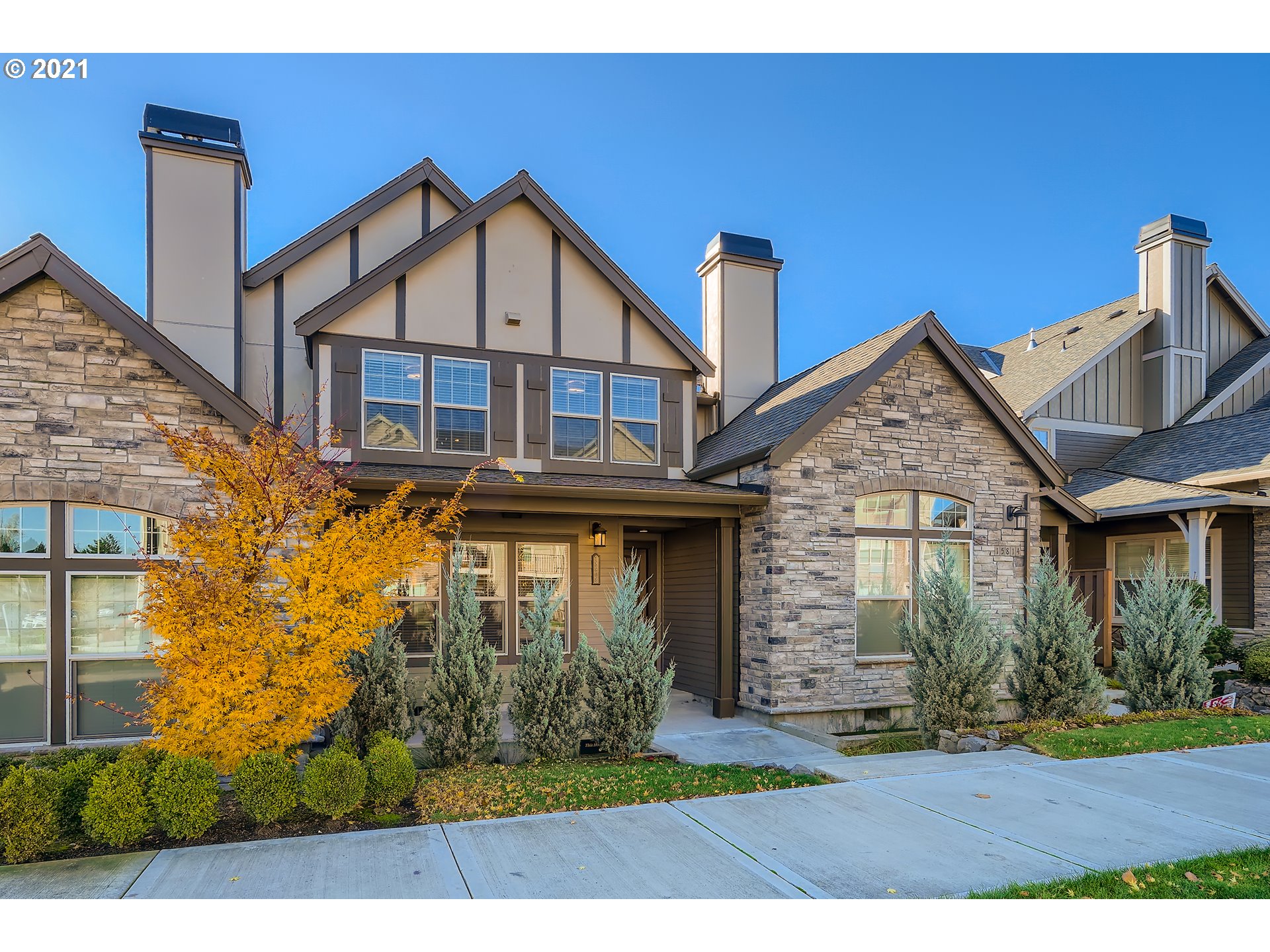 15808 Northwest Brugger Road Portland, OR 97229 - Photo 2 of 32 Gallery Image 2