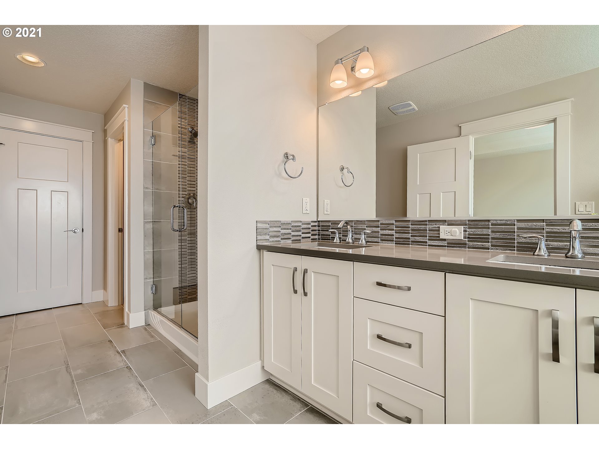 15808 Northwest Brugger Road Portland, OR 97229 - Photo 19 of 32 Gallery Image 19