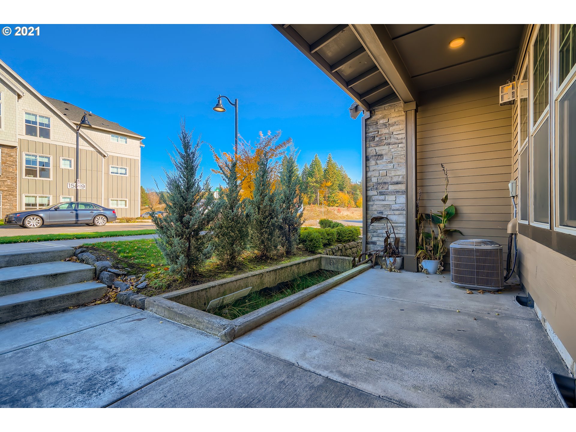 15808 Northwest Brugger Road Portland, OR 97229 - Photo 5 of 32 Gallery Image 5