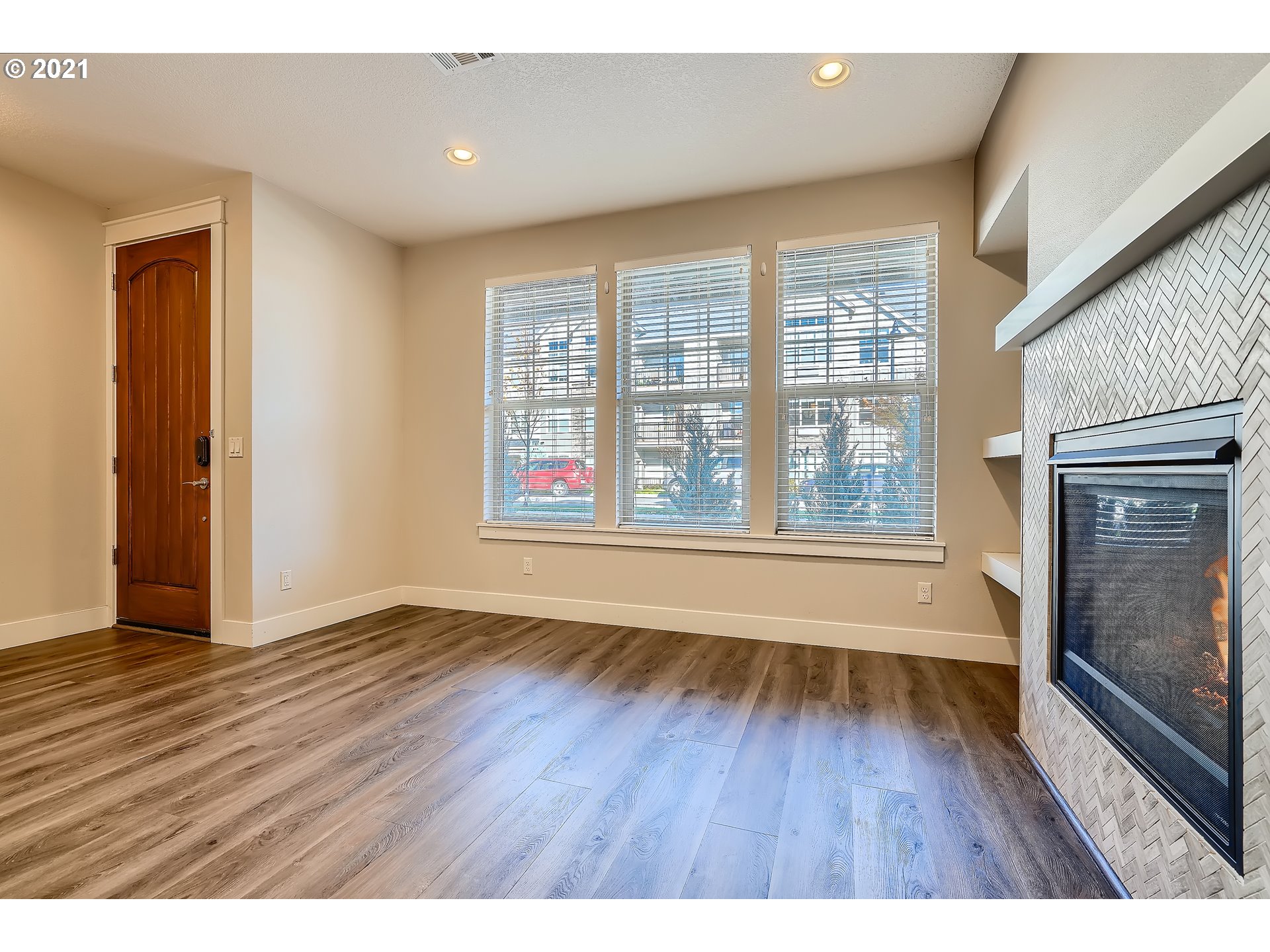 15808 Northwest Brugger Road Portland, OR 97229 - Photo 10 of 32 Gallery Image 10