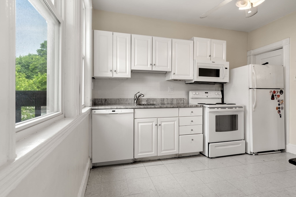 12 Merrill Street Cambridge, MA 02139 - Photo 21 of 33
