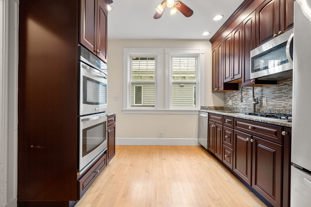 12 Merrill Street Cambridge, MA 02139 - Photo 6 of 33