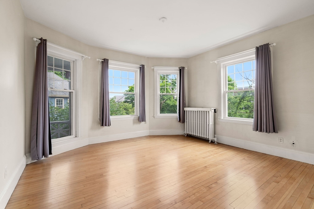12 Merrill Street Cambridge, MA 02139 - Photo 8 of 33