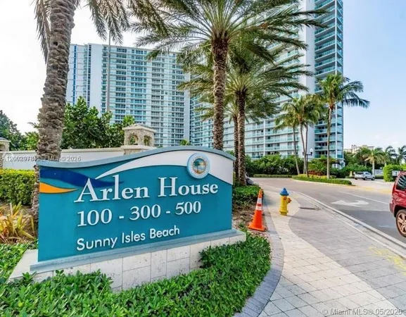 $3,200 | 100 Bayview Drive, Unit 1503, Sunny Isles Beach, FL 33160