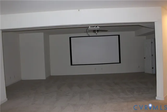 a view of utility room